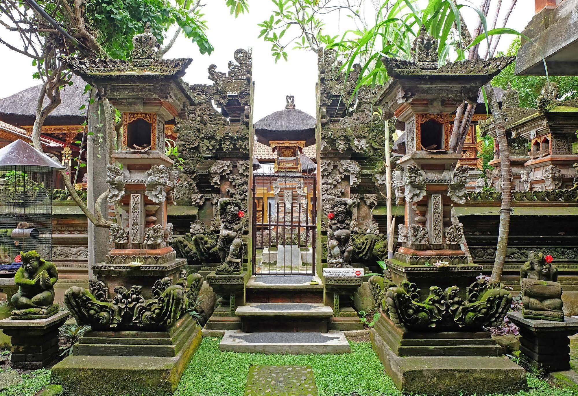 Ketut'S Place Bed & Breakfast Ubud Bagian luar foto